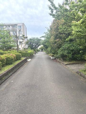 2LDK Apartment for Sale in Inagi, Tokyo - 4.8 Million Yen - Thumbnail 4