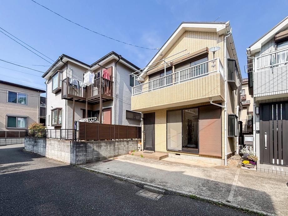 3LDK Detached House for Sale in Kanagawa, Yokohama - Thumbnail 2