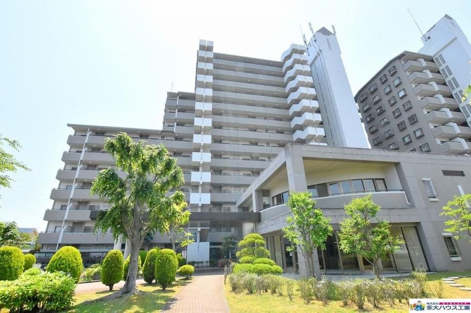 2002 RC Apartment in Taihaku Ward, Sendai - Thumbnail 4