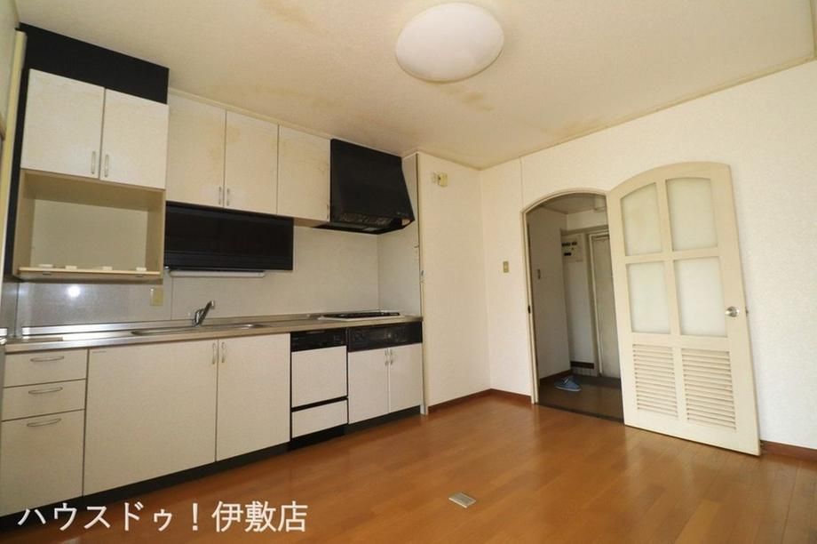 3DK Apartment for Sale in Kagoshima City with Sakurajima View - Thumbnail 4