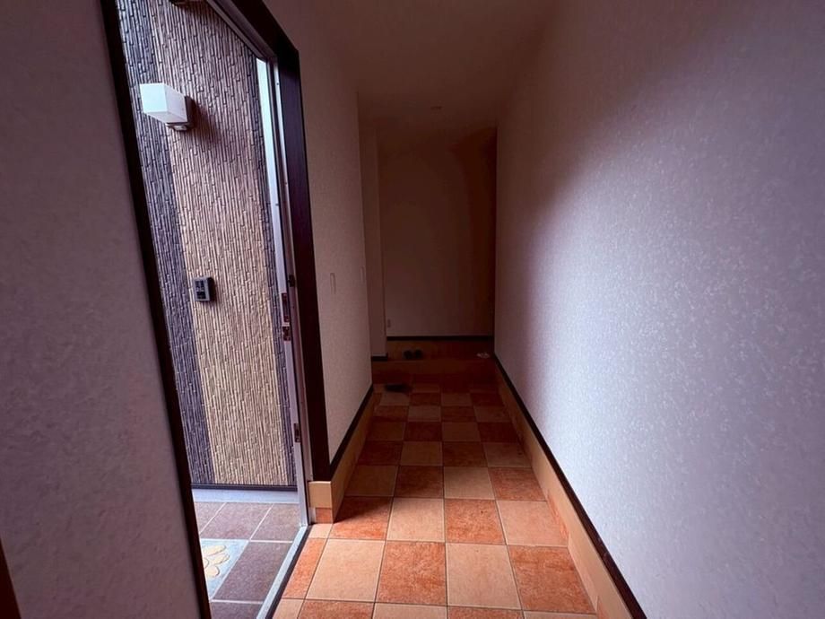 2LDK Detached House for Sale in Sadowara-cho, Miyazaki City - Thumbnail 3