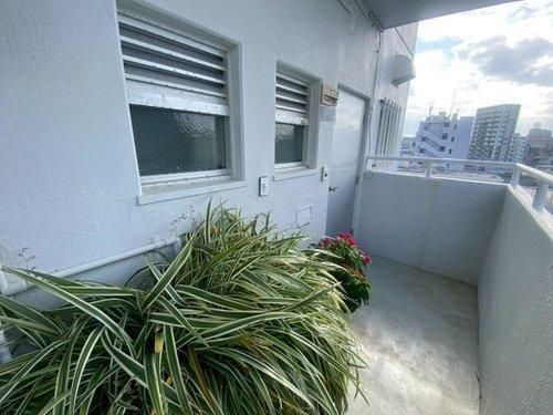 2LDK Apartment for Sale in Naha, Okinawa - 48m2 - Thumbnail 2