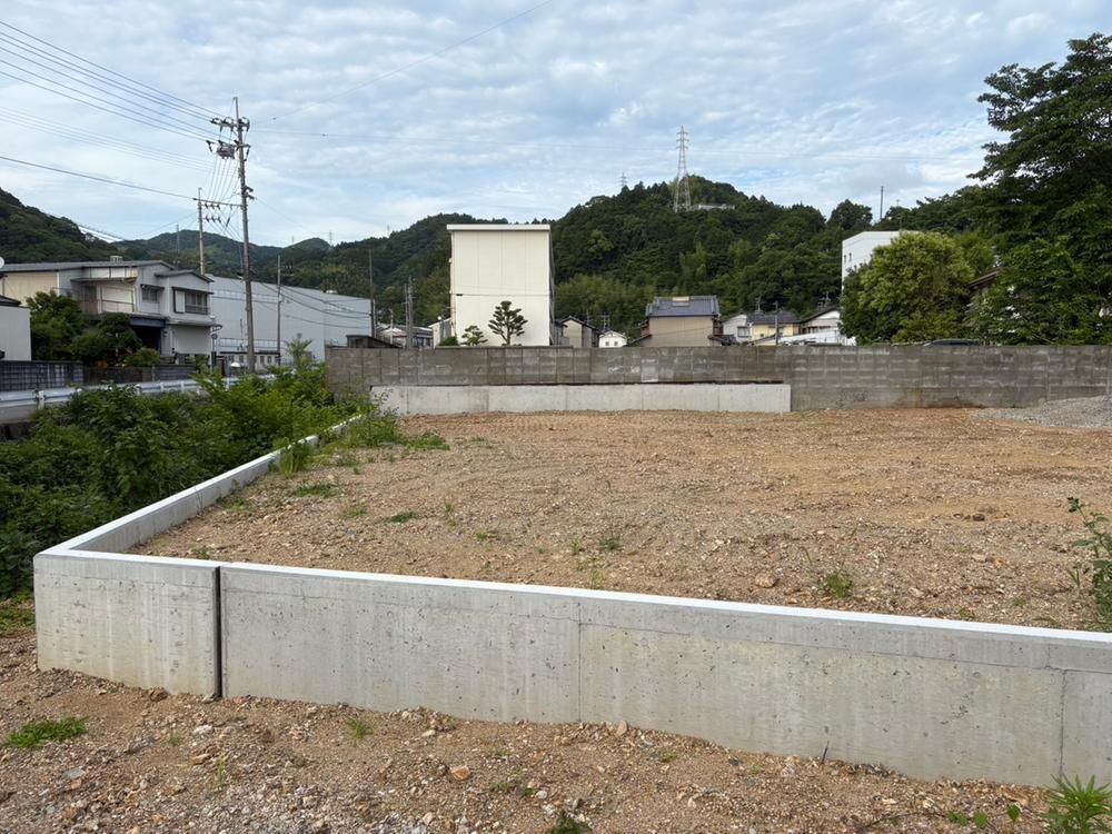 Building Plot for Sale in Ino Town, Kochi - 173.3 sqm - Thumbnail 3