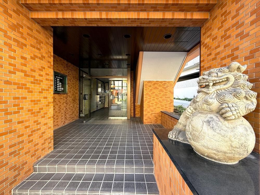 Renovated 2LDK Apartment 64.89m2 in Naha, Okinawa - Thumbnail 3
