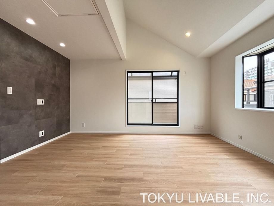 Renovated 4LDK House Near Kumegawa Station in Higashimurayama - Thumbnail 4