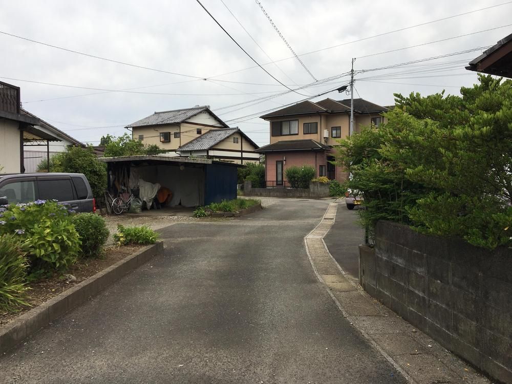 Single-Story 4DK House on 466m² Lot in Miyazaki City - Thumbnail 3