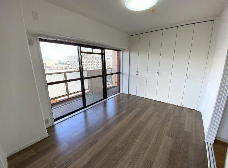 1LDK Apartment for Sale in Kita-ku, Osaka - Thumbnail 3