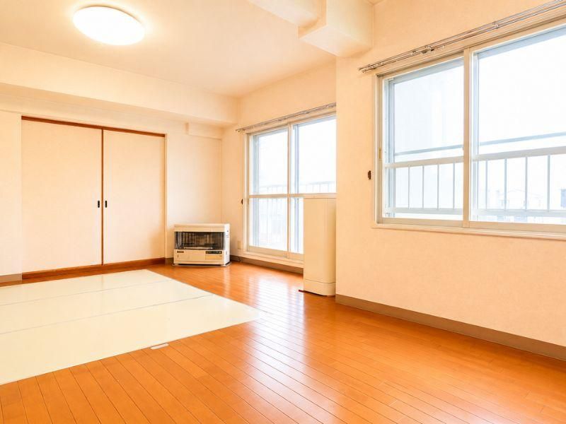 3LDK Apartment for Sale in Tomakomai, Hokkaido - Thumbnail 4