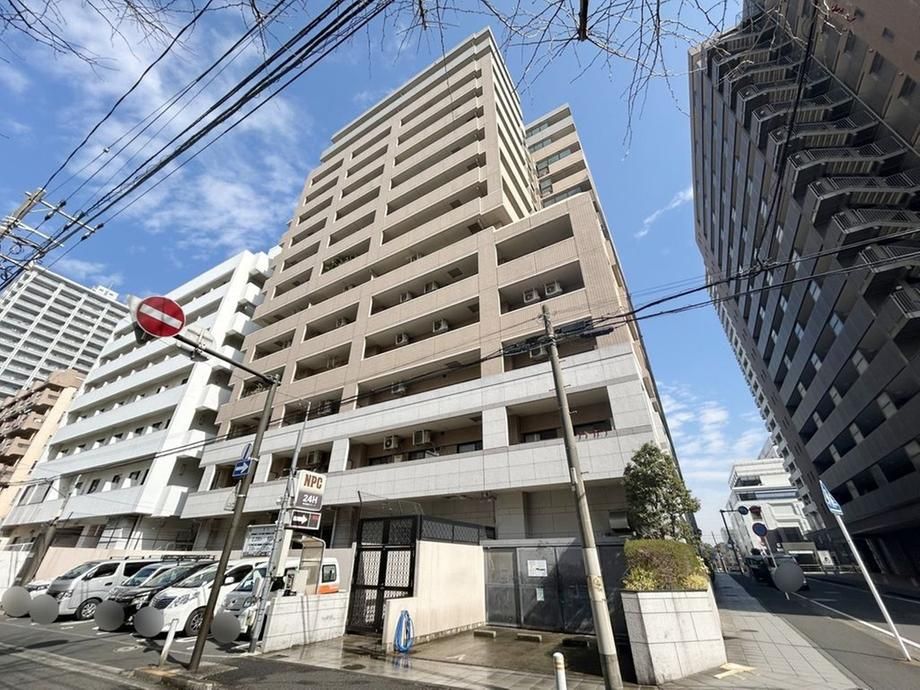 2LDK Apartment for Sale in Naka-ku, Yokohama - 63.83 sqm - Thumbnail 3