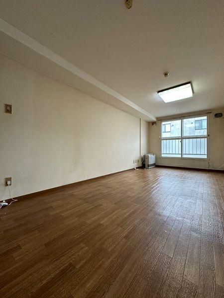 2LDK+S Corner Apartment for Sale in Toyohira, Sapporo - Thumbnail 3