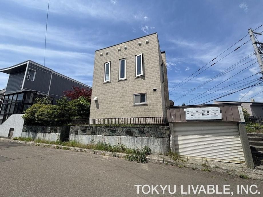 Land for Sale in Minami-ku, Sapporo – 264.52 sqm Corner Lot - Thumbnail 2