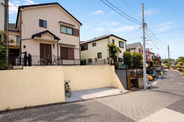 Renovated 3LDK House in Konan-ku, Yokohama - 26.8M Yen - Thumbnail 2