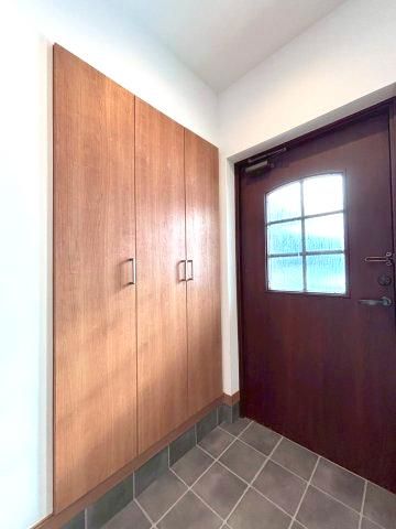 Renovated 3LDK House with Parking for 3 in Ebetsu, Hokkaido - Thumbnail 2
