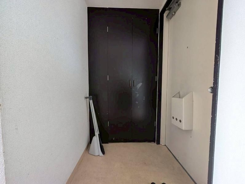 Spacious 2LDK Maisonette Apartment Near Jieitaimae Station, Sapporo - Thumbnail 3