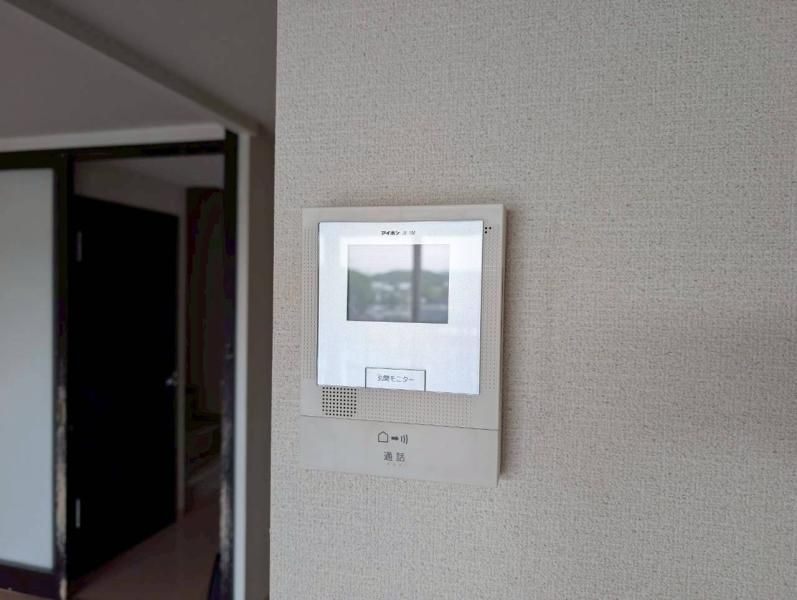 Spacious 2LDK Maisonette Apartment Near Jieitaimae Station, Sapporo - Thumbnail 2