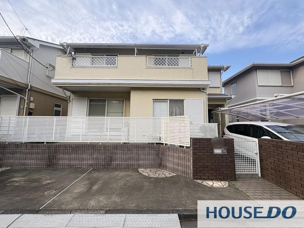 Renovated 4LDK House in Ryugasaki, Ibaraki - 10,800,000 Yen - Image 1
