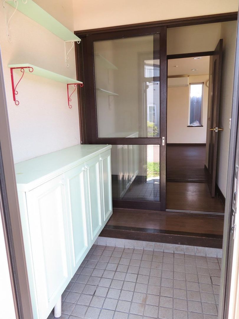4LDK House for Sale in Kita Ward, Sapporo - 240.8 sqm Land - Thumbnail 3