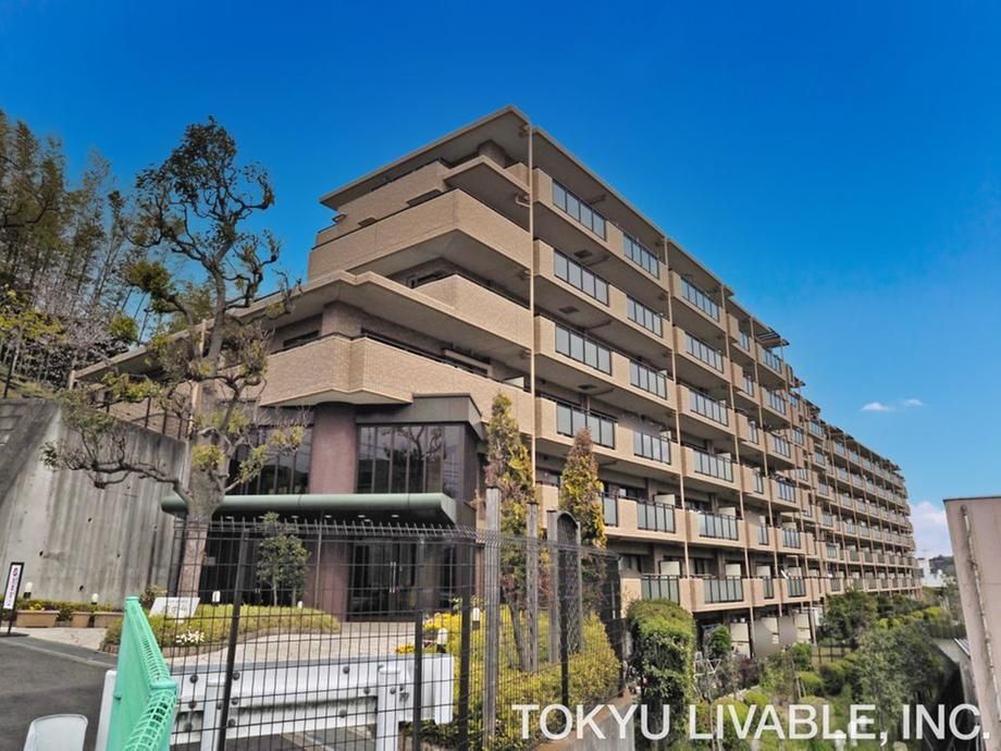 3LDK Apartment for Sale in Asao Ward, Kawasaki - 75.73m2 - Thumbnail 2