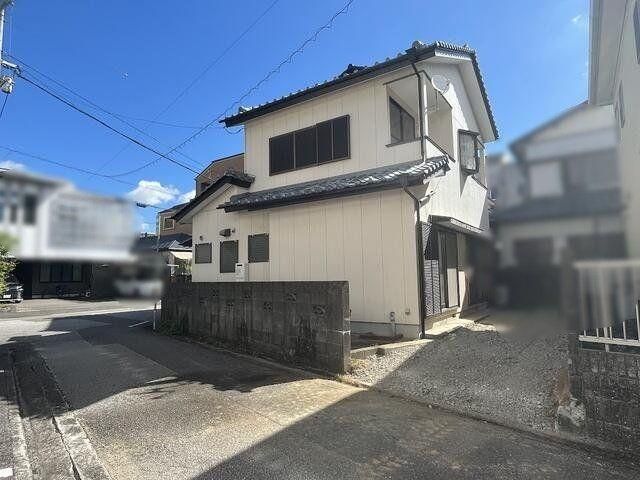 5DK Detached House for Sale in Kochi City, Showa-machi - Thumbnail 2