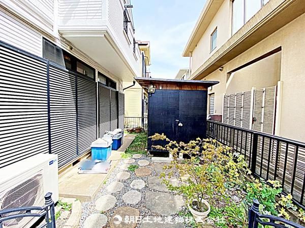 4LDK House for Sale in Tokorozawa, Saitama - 146.24 sqm Land - Thumbnail 2