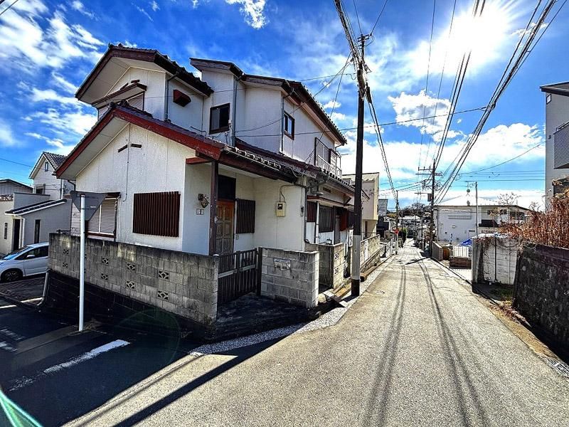 Land for Sale in Fukaya-cho, Yokohama with Old House | 116.77m² - Thumbnail 4