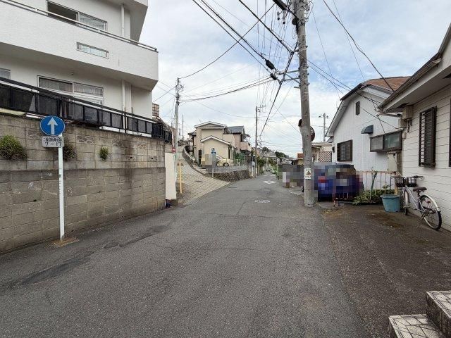 3LDK Used House in Asahi Ward, Yokohama for 9.5 Million Yen - Thumbnail 2
