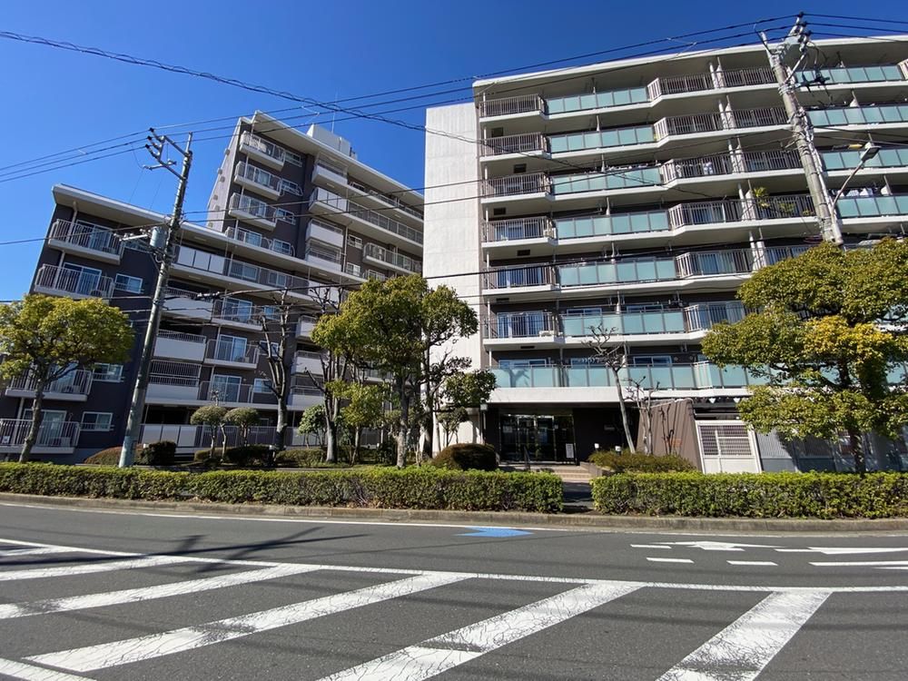 3LDK Apartment for Sale in Funabashi, Chiba - 77.46 sqm - Thumbnail 2