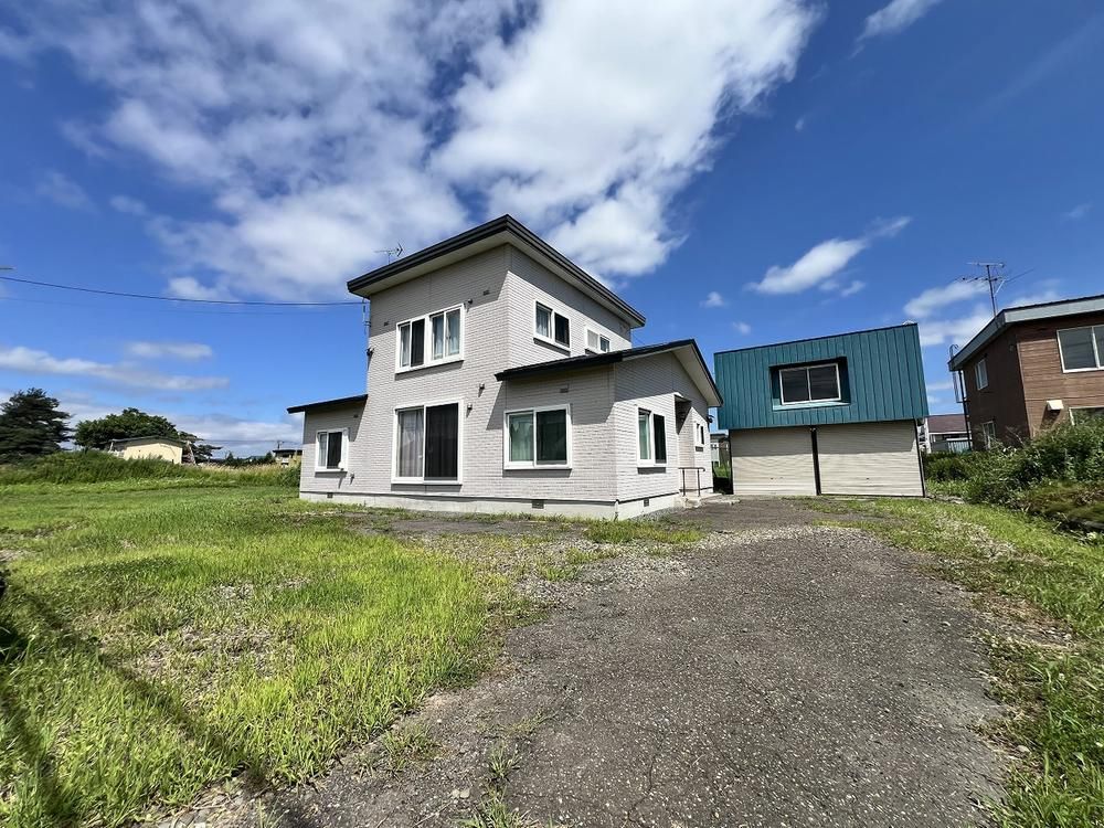 Spacious 3LDK House on Large Land in Bibai, Hokkaido - Thumbnail 2