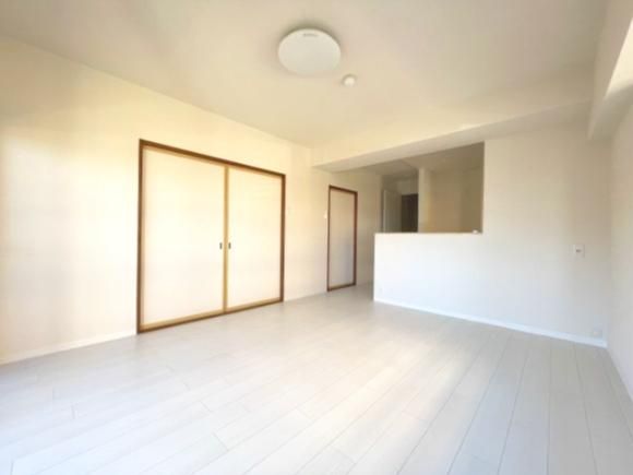4LDK Renovated Apartment in Koriyama City, Fukushima - Thumbnail 3