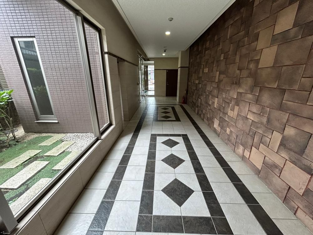 4LDK Apartment for Sale in Miyazaki City, Miyazaki - Thumbnail 3