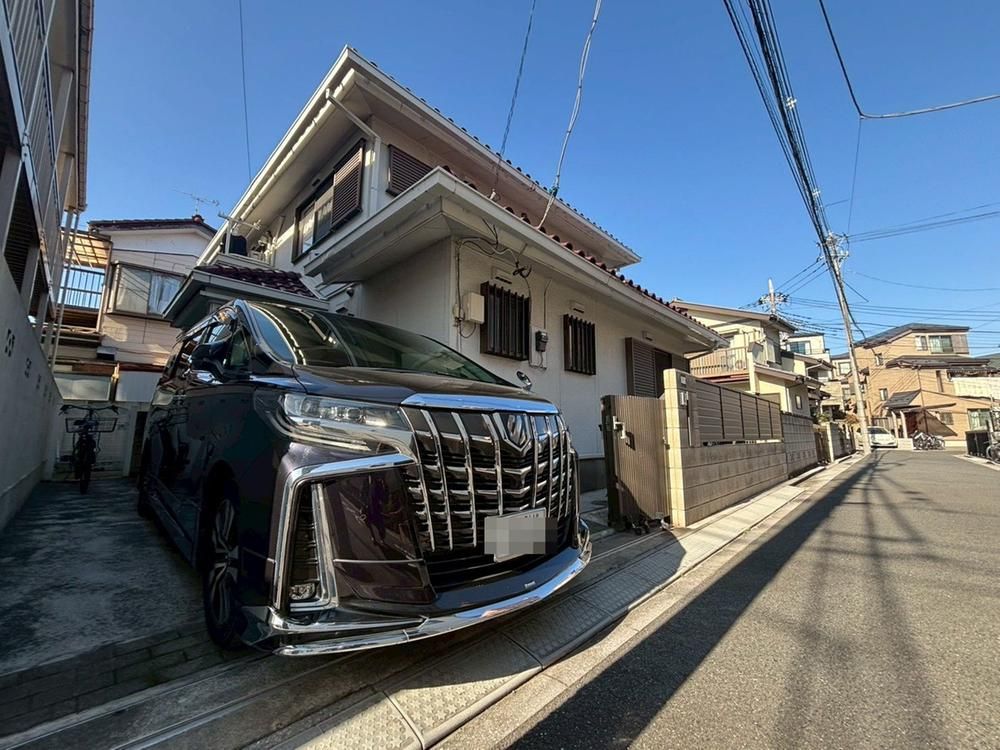 4LDK Detached House for Sale in Kawaguchi, Saitama - Thumbnail 2