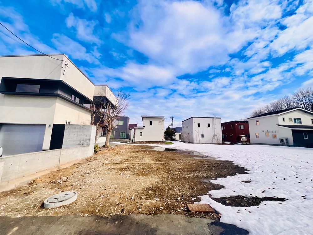 Land for Sale in Tonden, Kita Ward, Sapporo - 245m2 - Thumbnail 3