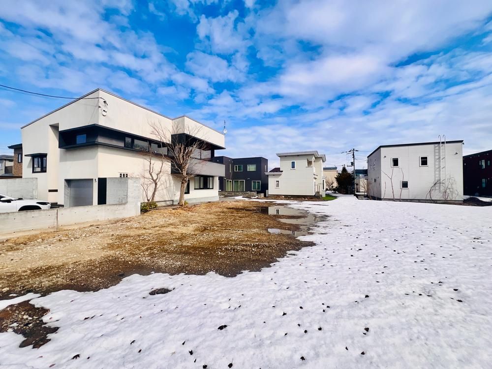 Land for Sale in Tonden, Kita Ward, Sapporo - 245m2 - Thumbnail 2
