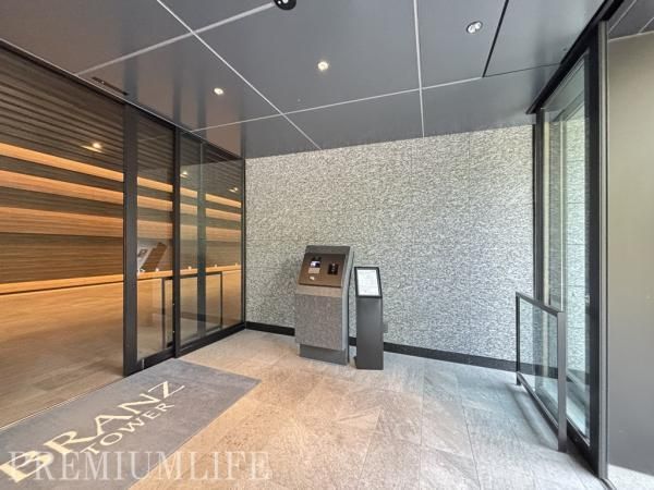 3LDK Apartment for Sale in Toyosu, Koto-ku, Tokyo - 75.88m2 - Thumbnail 4