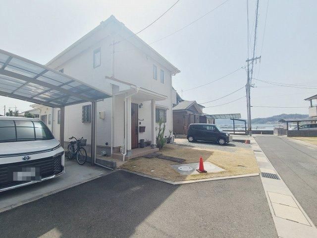 3LDK House for Sale in Kure City, Hiroshima - Thumbnail 3