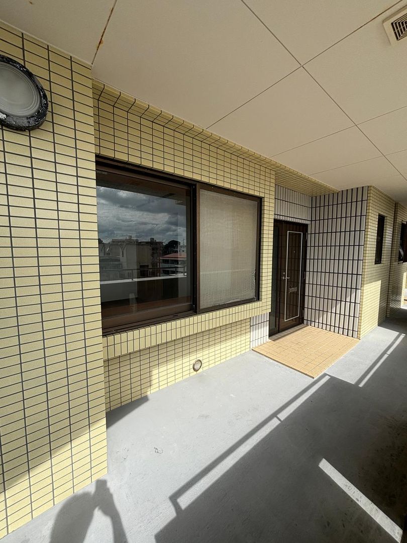 Ocean View 3LDK Apartment in Naha, Okinawa - Thumbnail 2