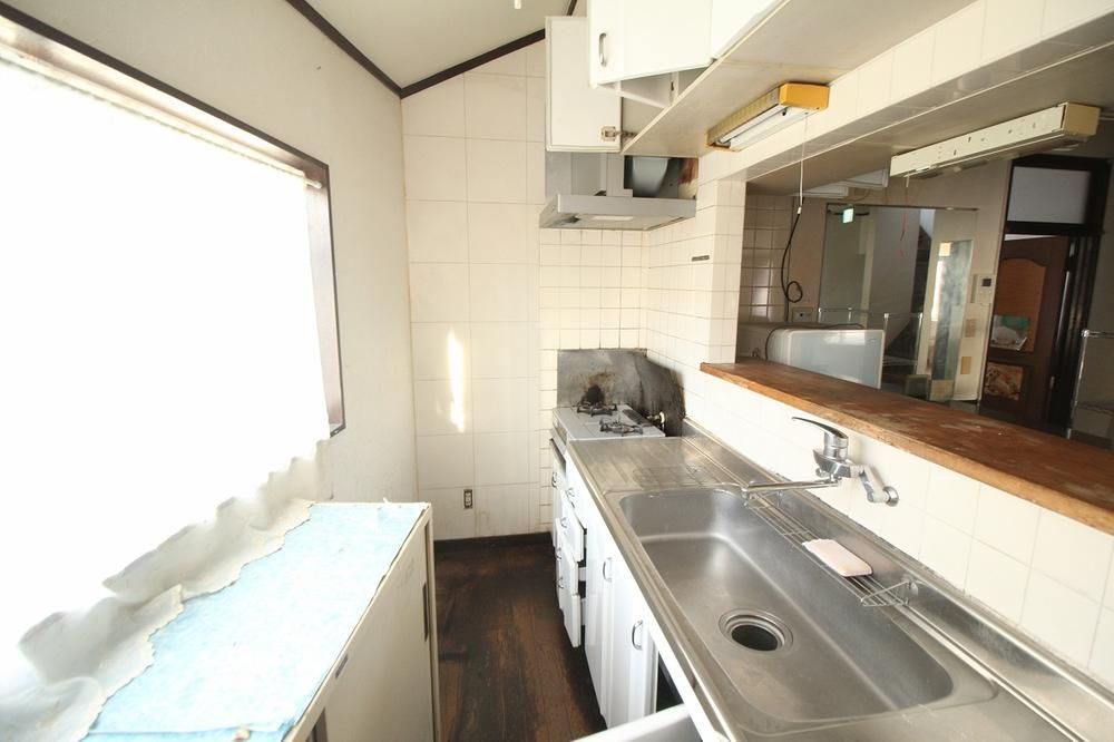 10LDK House for Sale in Akishima, Tokyo - 136m2 - Thumbnail 4