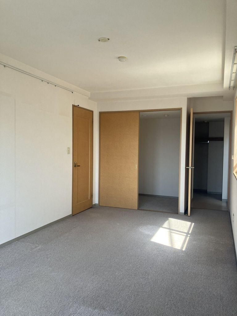 3LDK Apartment for Sale in Takatsu-ku, Kawasaki - 129.67 sqm - Thumbnail 4