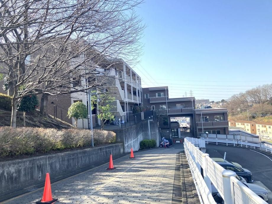 3LDK Apartment for Sale in Takatsu-ku, Kawasaki - 129.67 sqm - Thumbnail 2