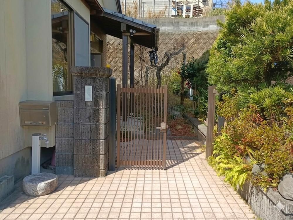 3DK Detached House for Sale in Takaoka-cho, Miyazaki City - Thumbnail 2