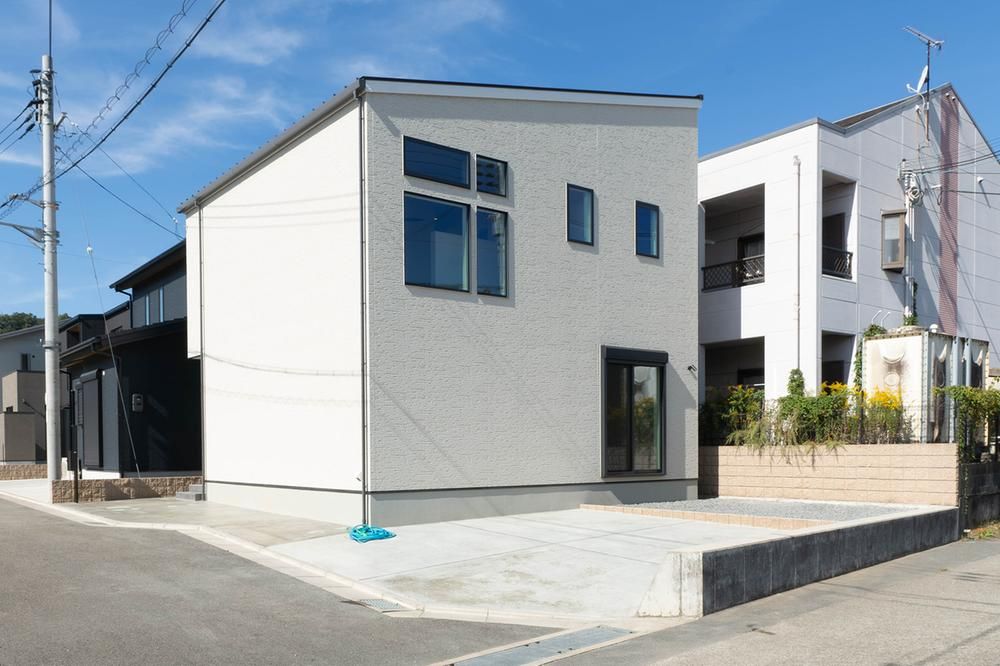 Land for Sale in Kinomoto, Wakayama City - 46-59 Tsubo Plots - Thumbnail 2