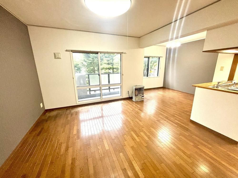 3LDK 75m2 Apartment for Sale in Chitose City, Hokkaido - Thumbnail 4