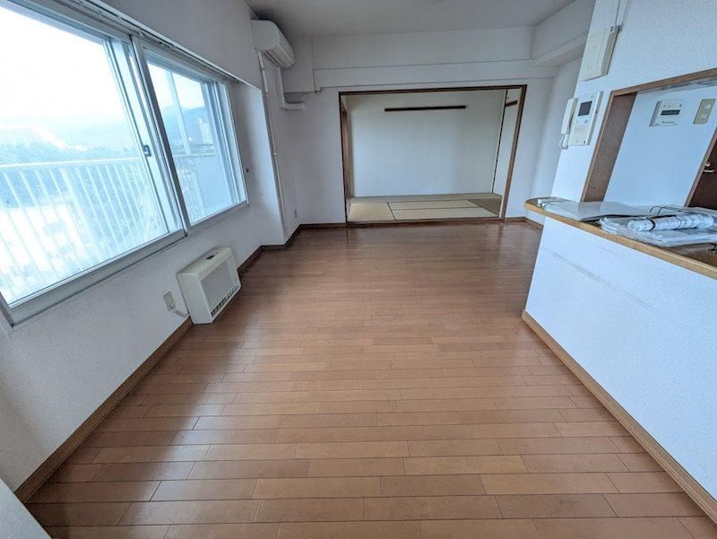 4LDK Apartment for Sale in Teine-ku, Sapporo, Hokkaido - Thumbnail 3
