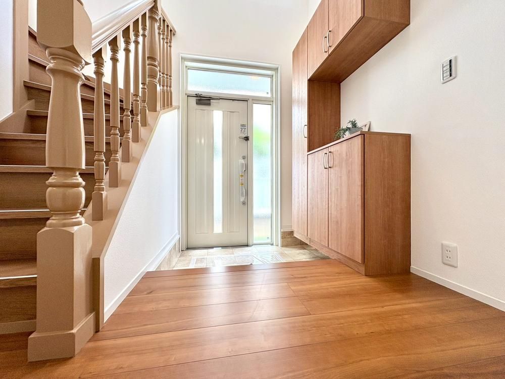 Fully Renovated 4LDK House in Machida, Tokyo – 129m² - Thumbnail 3