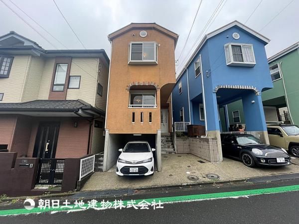 4LDK Detached House for Sale in Kounan Ward, Yokohama - Image 1