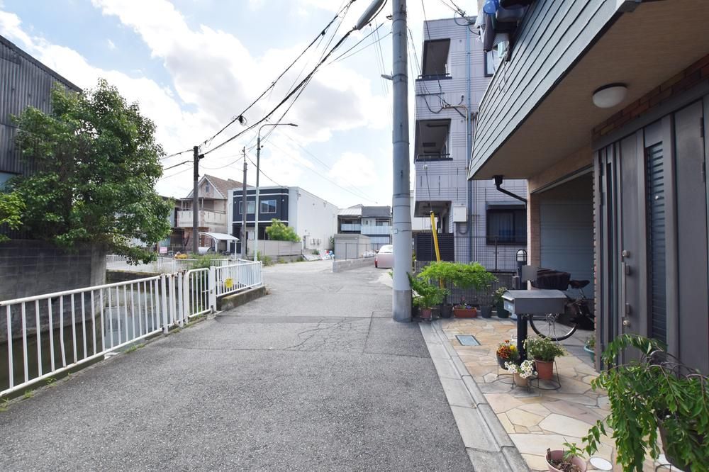 Renovated 3-Story House in Amagasaki, Hyogo - 3LDK - Thumbnail 4