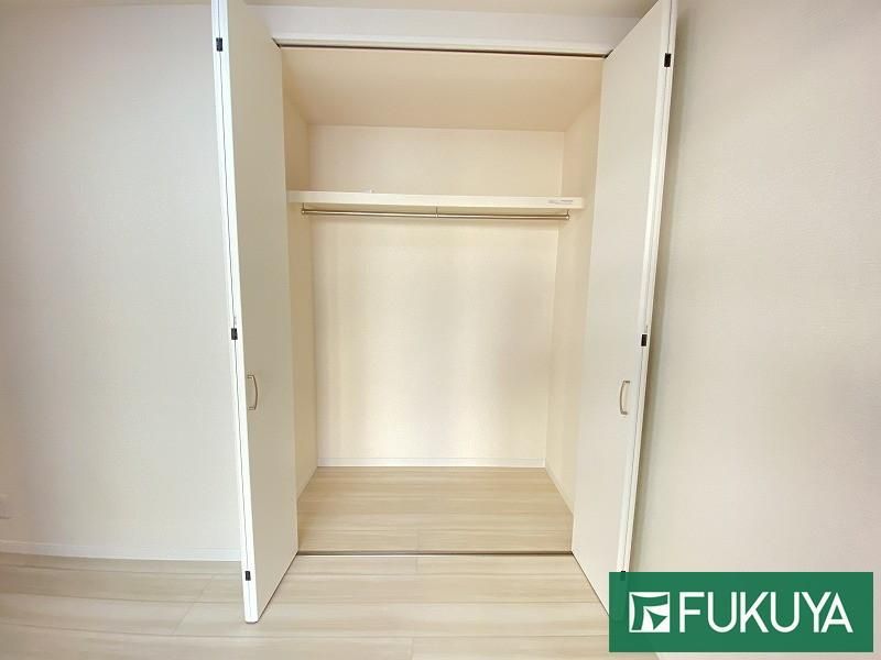 4LDK Detached House for Sale in Neyagawa, Osaka - Thumbnail 4