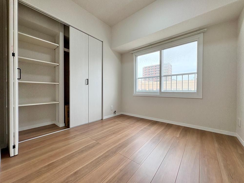 Renovated 4LDK Apartment for Sale in Central Sapporo - Thumbnail 3