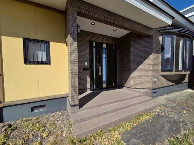 Two-Generation House with Tea Room for Sale in Obihiro, Hokkaido - Thumbnail 4