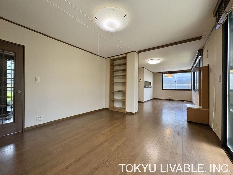 6LDK House for Sale in Izumi Ward, Sendai, Miyagi - Thumbnail 2